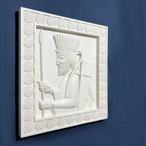 Soldat Achmenid Bas-Relief en Marbre artificiel 27x30 – Image 2